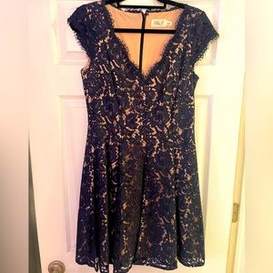 Dress size 6, Eliza J